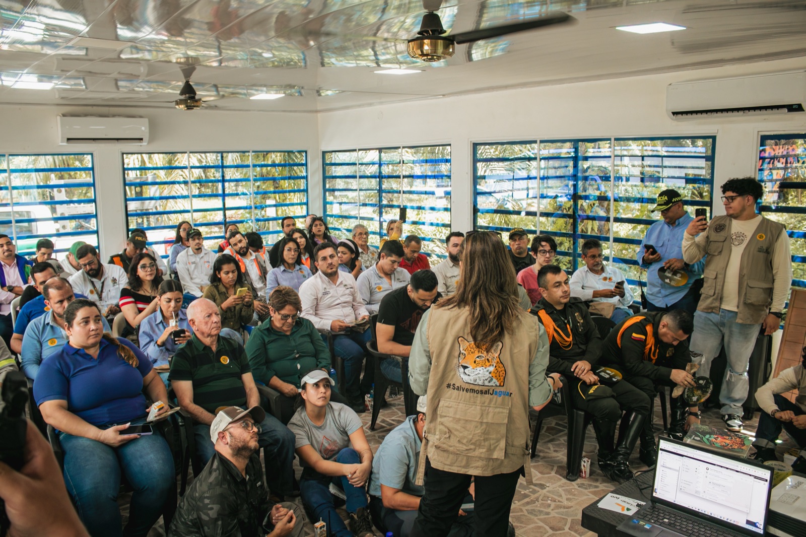 Comunidad reunida en una jornada del proyecto